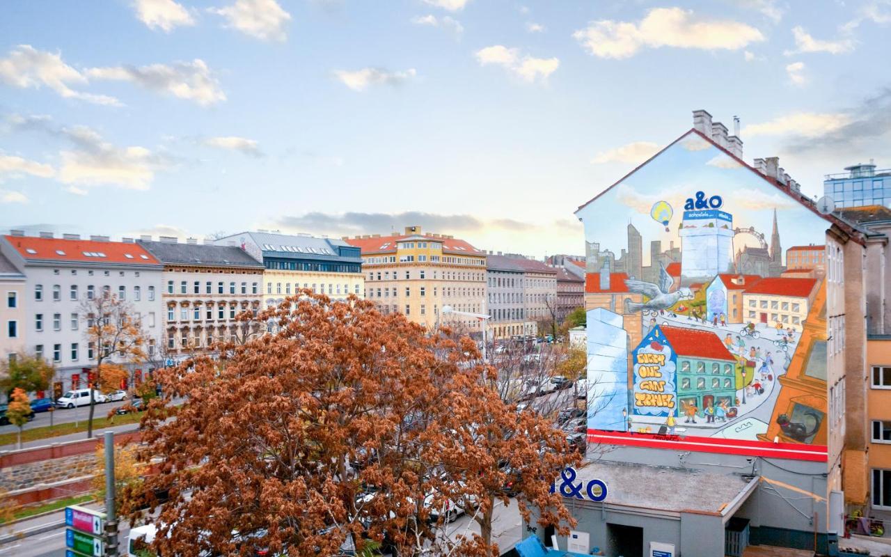 A&O Wien Stadthalle Экстерьер фото